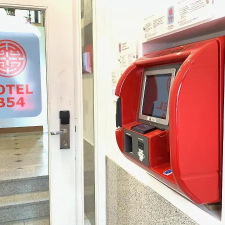 Hotel B54 Center 3*